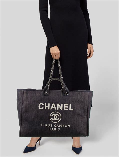 chanel deauville xl|Chanel deauville tote 2022.